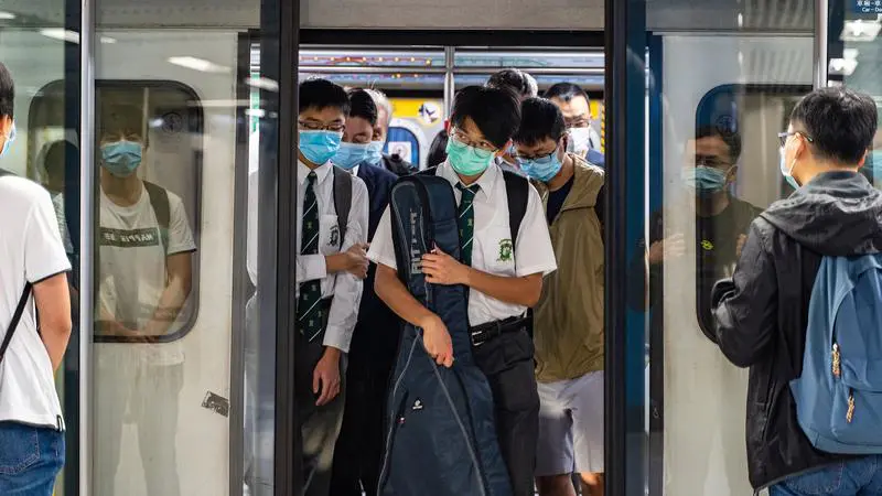 招商、抢人，香港放出100亿